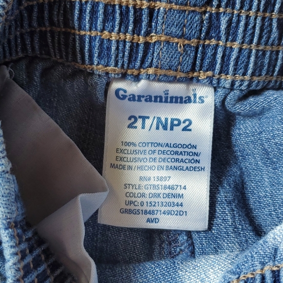 Button Down and Jean Shorts Bundle - Picture 5 of 5